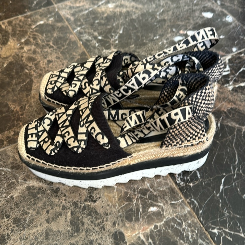 STELLA MCCARTNEY GAIA LOGO STRAP ESPADRILLE SIZE 8 (38)